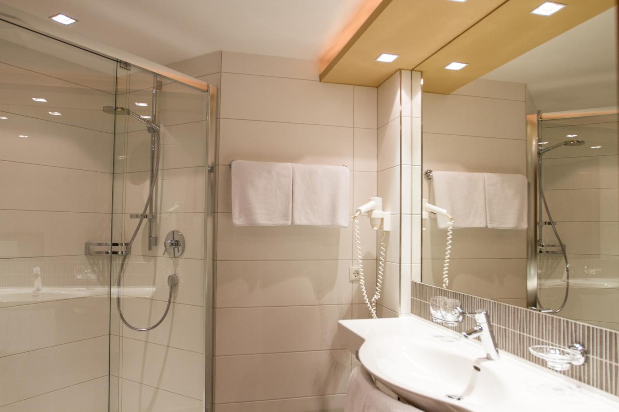 Hotel Garni Astoria イシュグル エクステリア 写真