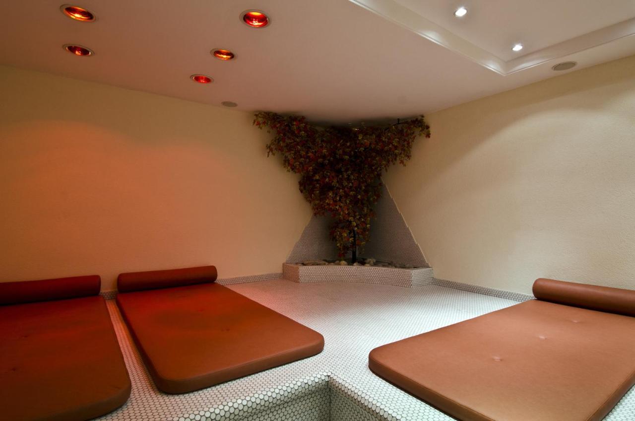 Hotel Garni Astoria イシュグル エクステリア 写真